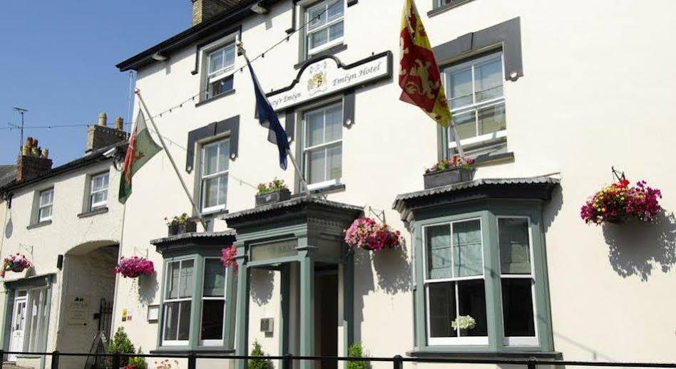 Gwesty'R Emlyn Hotel Newcastle Emlyn Eksteriør bilde