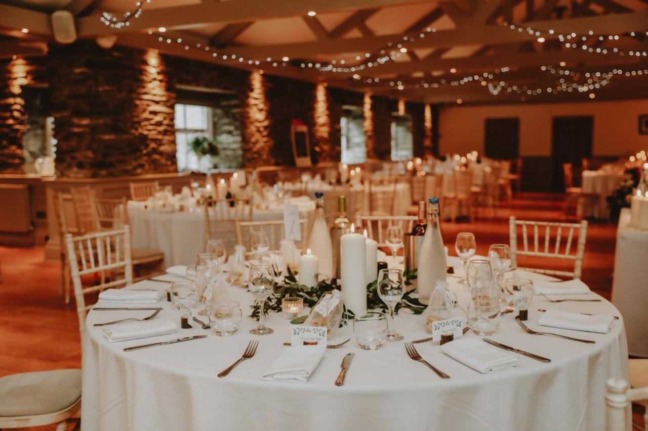 Gwesty'R Emlyn Hotel Newcastle Emlyn Eksteriør bilde
