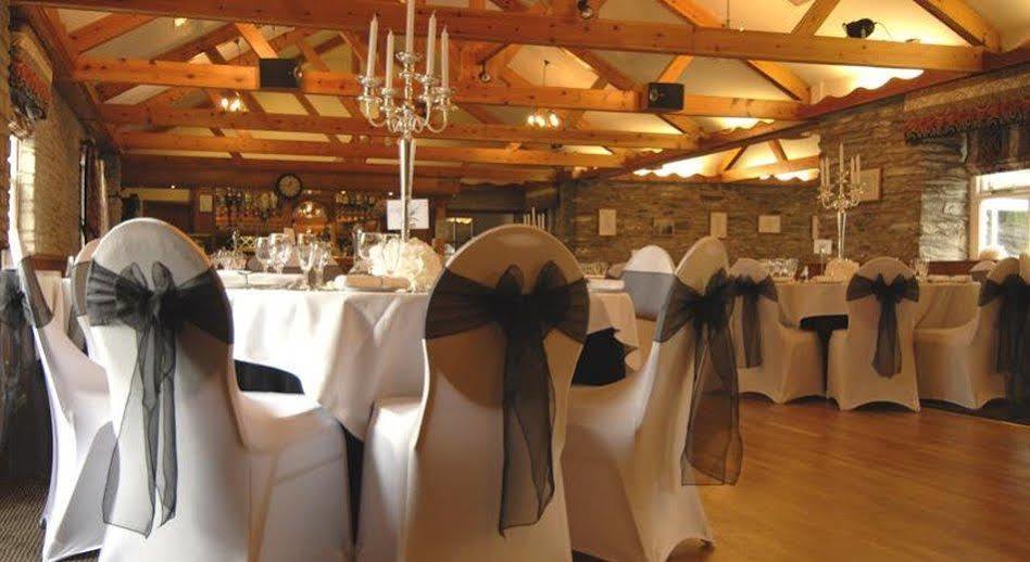 Gwesty'R Emlyn Hotel Newcastle Emlyn Eksteriør bilde