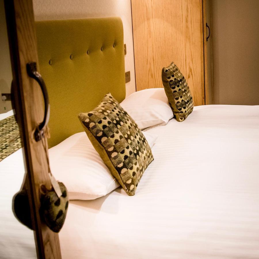 Gwesty'R Emlyn Hotel Newcastle Emlyn Eksteriør bilde